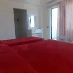 Kompleks Joni فندق 4*