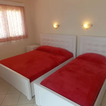 Kompleks Joni 4*