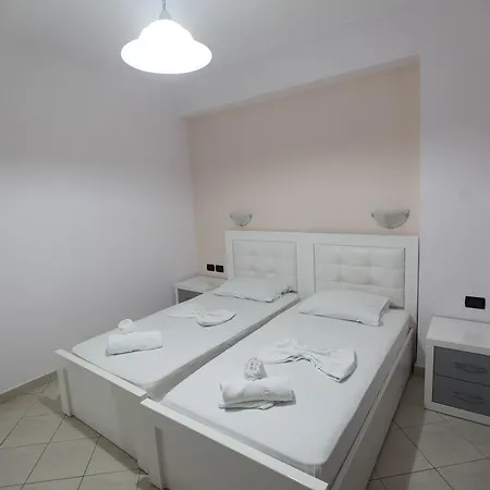 Kompleks Joni 4*