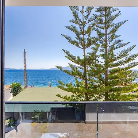 Kompleks Joni ホテル