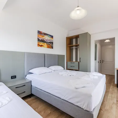 Hotel Kompleks Joni 4*