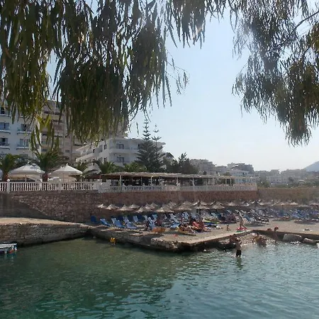 ホテル Kompleks Joni 4*