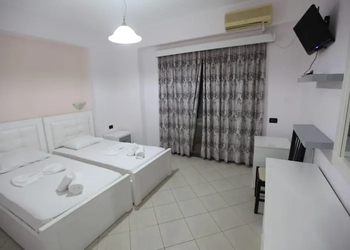 Kompleks Joni Hotell 4*