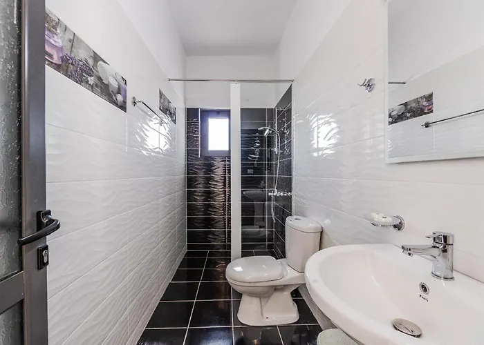 Hotell Kompleks Joni 4*