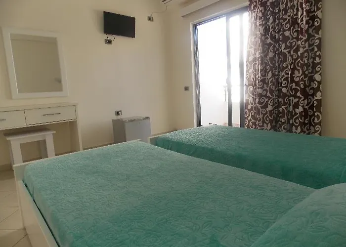 Hotell Kompleks Joni 4*